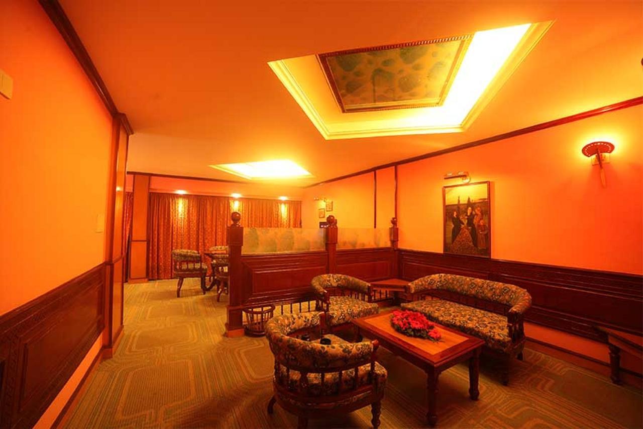 The Surya, Cochin Angamali Exterior foto